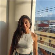 profesora a jovenes y a dultos sobre dibujo tecnico y geometrico