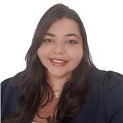 Profesora de biología en España, con Formación en ciencias biológicas y biomédicas.