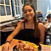 Soy Danna, una estudiante de 16 años con una sólida base en Primaria y Secundaría. Me apasiona ayudar a los demás y tengo paciencia para explicar conceptos de forma sencilla y divertida. Mi objetivo es que mis alumnos se sientan cómodos y aprendan a su ri