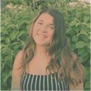 Je suis auxiliaire de puériculture .jai toujours apprécié apporter mon aide au personne en difficulté et je suis à l’écoute