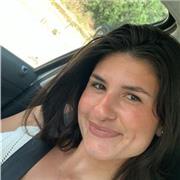 Alegre y educada, paciente. 
Niños de 5-12 años