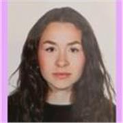 Soy una estudiante de segundo año del grado medio de Operaciones de Laboratorio, daría clases a niñas y niños de la ESO.