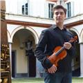 Giovane laureato offre lezioni di violino e musica a chiunque abbia la passione per quest'arte meravigliosa, senza limiti di età
