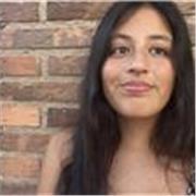 Profesora de Lengua Castellana y Literatura con experiencia con niños de la ESO y bachillerato