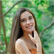 Estudiante universitaria con nivel B.2 inglés ofrece clases particulares de cualquier asignatura a domicilio a niños entre 6-12 años en Madrid