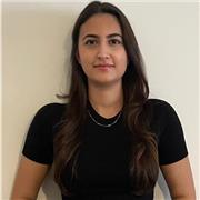 Ich lehre deutsch als Fremdsprache, da ich selber noch am studieren bin gebe ich Online Unterricht.