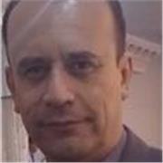 Profesor titulado en Informática con experiencia en campo