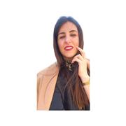 Laureata in Lingue e Traduzioni straniere