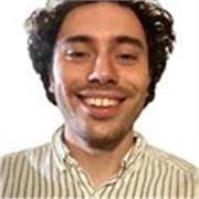 Profesor titulado con experiencia docente en Psicología (especial alumnos UNED), Relaciones Laborales, Empresas o Español (ELE).