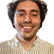 Profesor titulado con experiencia docente en Psicología (especial alumnos UNED), Relaciones Laborales, Empresas o Español (ELE).