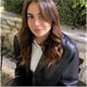 Studentessa di medicina in Inglese laureata in Global Governance impartisce lezioni di inglese per qualsiasi livello