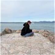 Ciao, sono al terzo anno di università (Unibo), diplomata in Relazioni internazionali.offro ripetizioni di Inglese principalmente!