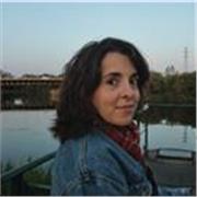 Maestra especializada en técnicas de estudio ofrece clases presenciales y online a todos los niveles de edades.