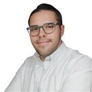 Graduado en Historia y Ciencias de la Música y docente de secundaria. Clases de iniciación musical, preparación para Musicología