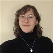 Digital Artist teaching Photoshop