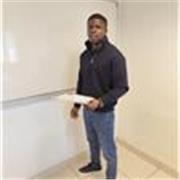 Prof de chimie au lycée des cours de chimie de la terminale en 6eme .