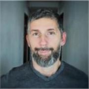 Profesor titulado con Proeficiency de Cambridge y C2 de Instituto Cervantes