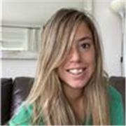Profesora de primaria apoyo y refuerzo