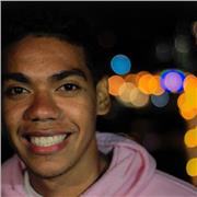 Profesor de inglés con certificado de B2 con énfasis en gramática básica y buenas técnicas de mejoramiento de pronunciación