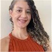 Professora de Português com experiência nos Anos Iniciais e Finais do Ensino Fundamental e Curso Técnico