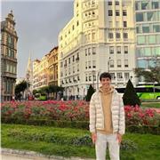 Estudiante de universidad, soy alguien muy responsable y con ganas de enseñar a quien lo necesite