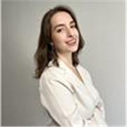 Online tutor in Psychology, Sciences, and Spanish offering personalized lessons with academic guidance and study mentorship.