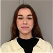 Actuellement en master pour devenir professeur des écoles, je suis disponible pour du soutien scolaire.