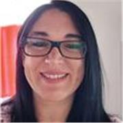 Profesora de español ofrece clases en línea para niños y adultos