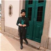 Graduado em Letras (PT/EN), Pedagogia e Teatro; Escritor e Recriador Histórico