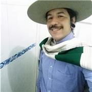 Profesor de educación física para niños y adultos co especialidad en Adulto mayor terapias funcionales, programas de ejercicio y actividad lúdica deportiva, yoga dinámico