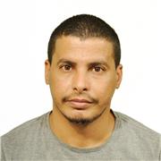 Je recherche un emploi de professeur d'arabe en Europe pour enseigner au primaire ou au collège.