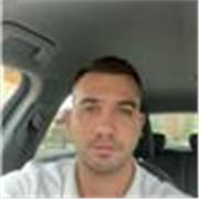 Scrivimi di cosa hai bisogno e sarò contento di aiutarti...