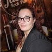 Studente di lettere, correttore bozze, editor e autrice impartisce lezioni di italiano e letteratura italiana