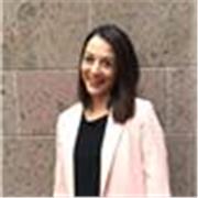 Laureata in Giurisprudenza offre supporto nell'apprendimento logico e nell'esposizione