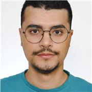 Je souhaite enseigner des élèves et éludant intéressés par la langue Arabe