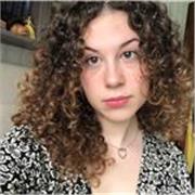 Ragazza universitaria con livello C1 offre lezioni private di inglese