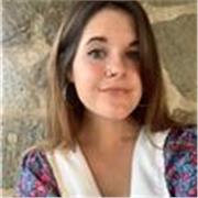 Maestra de inglés da clases a todos los niveles: primaria, secundaria y adultos