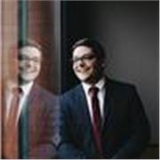 Profesor apto para todas las edades y niveles