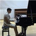 La musica non aspetta, vá vissuta. lezioni pianistiche.

