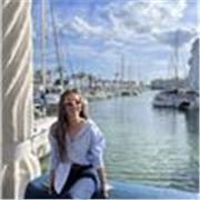 Profesora de refuerzo de cualquier materia aunque me especializo en inglés. Mi ubicación es en Málaga.