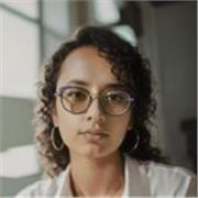 Arquitecta licenciada, con más de 6 años de experiencia en decoración de interiores imparte clases en modalidad online