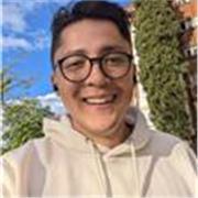 Fisioterapeuta con más de cinco años de experiencia y tratado con centenares de pacientes.