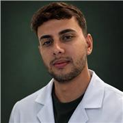 Professor de Ciências Biológicas, ministrando aulas de Ciências para o Ensino Fundamental e Biologia para o Ensino Médio
