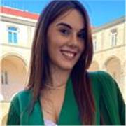 Docente di lettere impartisce ripetizioni in Latino, Italiano, Storia, Geografia e Scienze sociali a studenti/esse di medie/liceo
