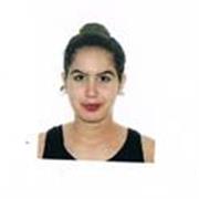 Profesora de inglés imparte clases de inglés a alumnado de PRIMARIA y SECUNDARIA