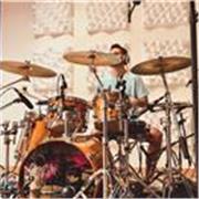 Soy un baterista con experiencia práctica 
Clases de iniciación 