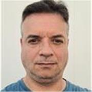 Profesional polivalente, en mi carrera profesional he tenido que utilizar desde ofimática a programación cliente-servidor y web