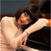 Lezioni di pianoforte in studio professionale BMS, nel centro storico di Bologna