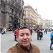 Docente universitario con más de 25 años de experiencia en enseñanza de Electricidad, Circuitos Eléctricos, Matemáticas