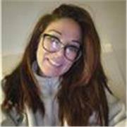 Soy formadora en Lengua Castellana, comunicación Profesional y habilidades lingüísticas aplicadas al entorno laboral.